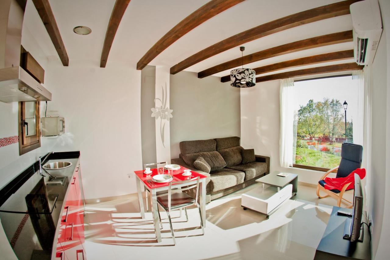Apartamentos El Roble Valverde de la Vera Bagian luar foto