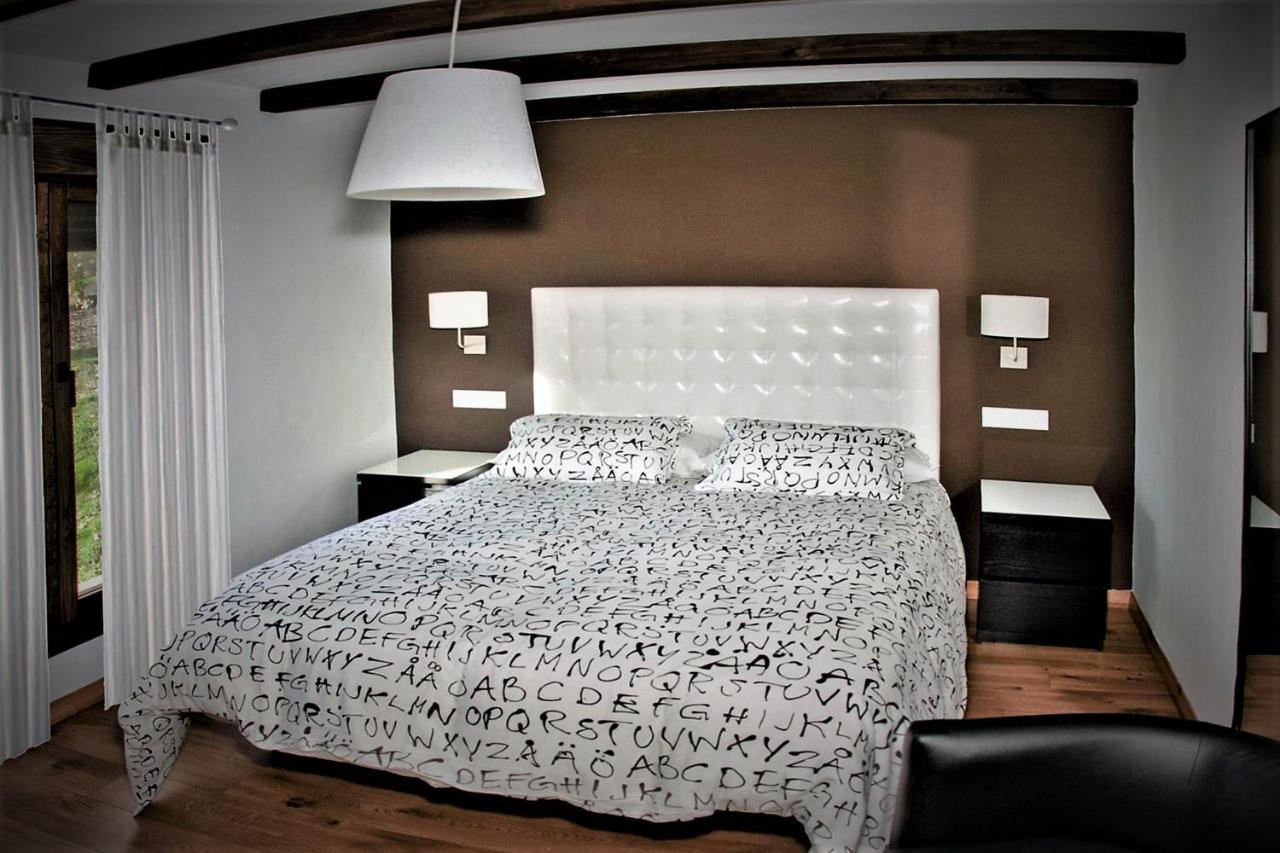 Apartamentos El Roble Valverde de la Vera Bagian luar foto