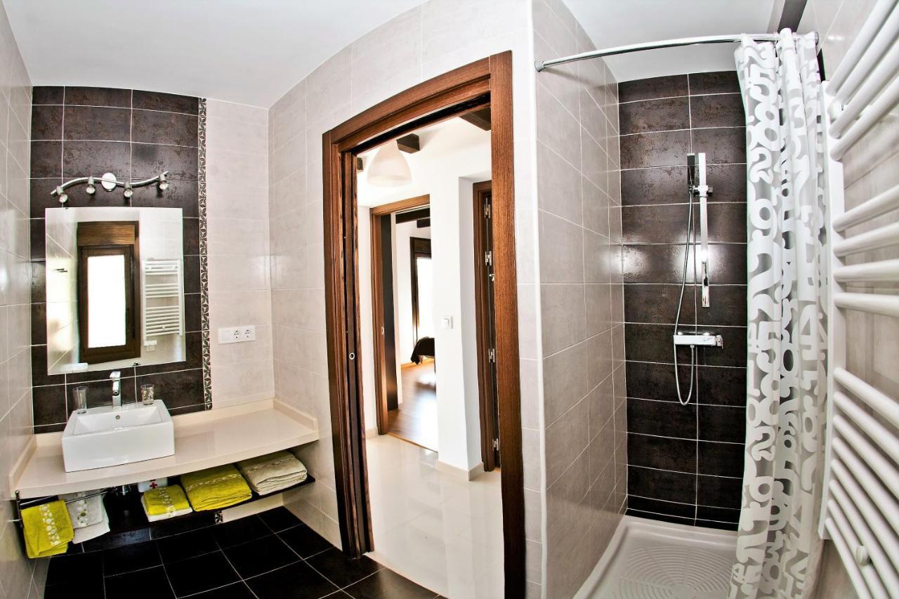 Apartamentos El Roble Valverde de la Vera Bagian luar foto